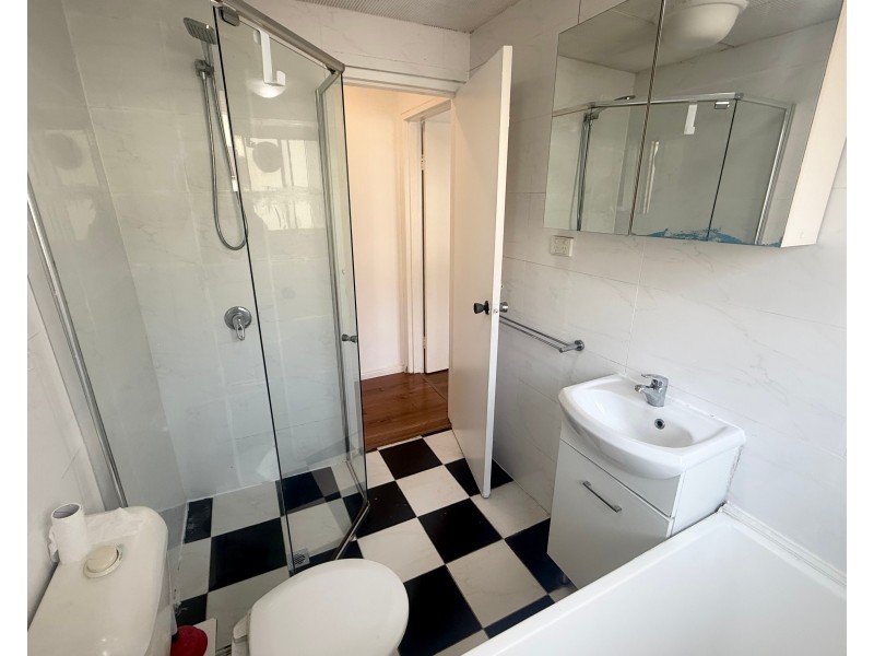 22/81 Memorial Ave, Liverpool NSW 2170