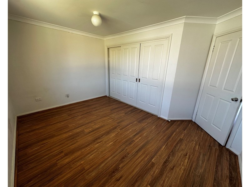 21A Solander Ave, West Hoxton NSW 2171