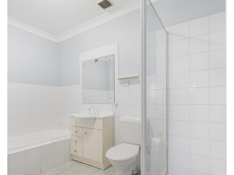 32/100 Terminus St, Liverpool NSW 2170