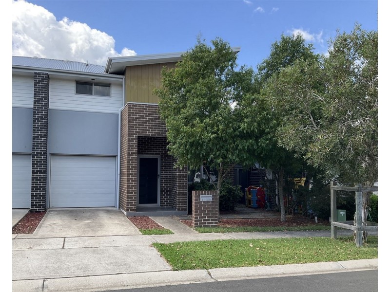 7A Moss St, Voyager Point NSW 2172