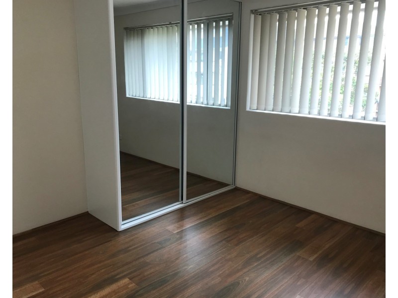 3/79 Castlereagh St, Liverpool NSW 2170