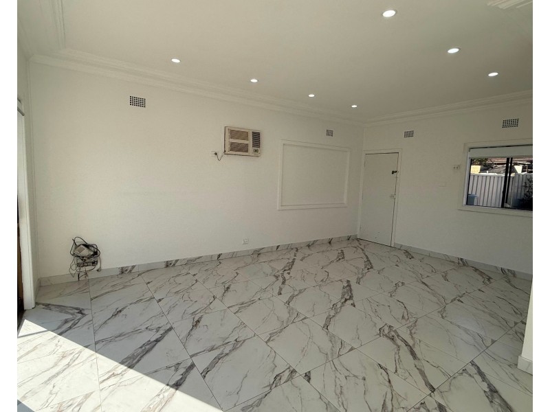 8 Phillip St, Liverpool NSW 2170