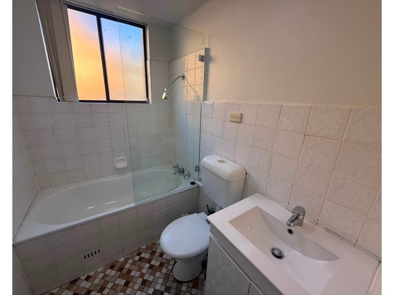 6/50-52 Castlereagh St, Liverpool NSW 2170