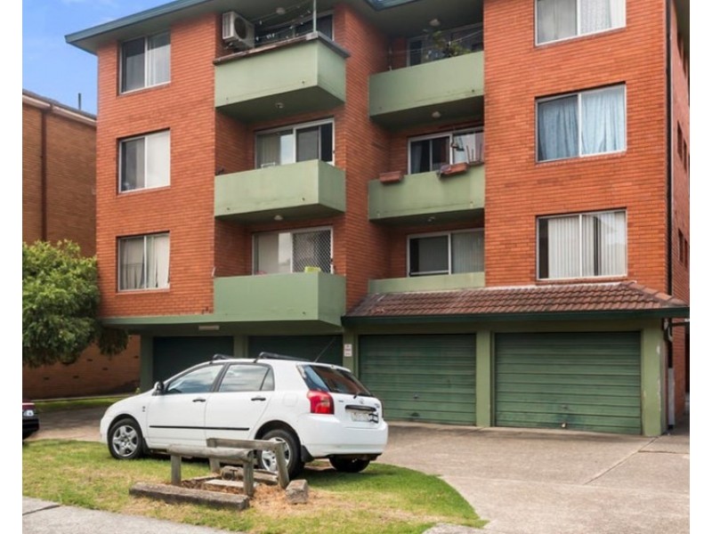 1/12 Drummond St, Warwick Farm NSW 2170