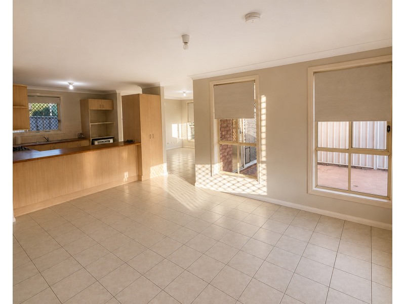 22 Padua Cl, Prestons NSW 2170