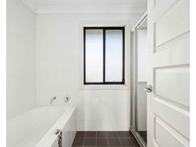 4/44-46 Passefield Street, Liverpool NSW 2170