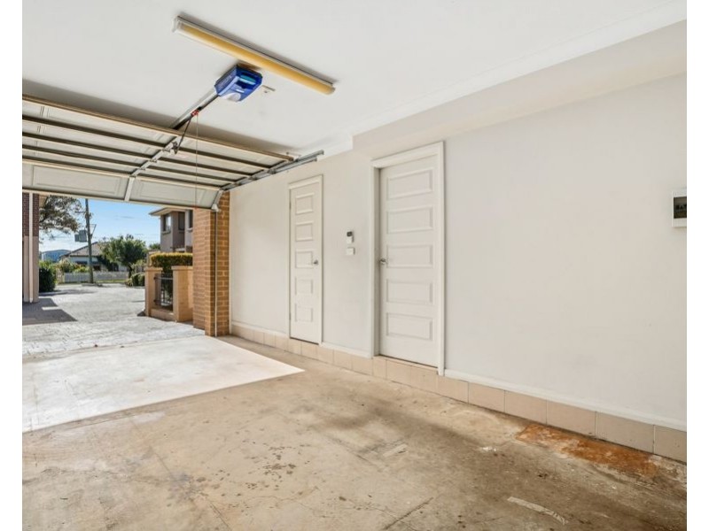 4/44-46 Passefield Street, Liverpool NSW 2170