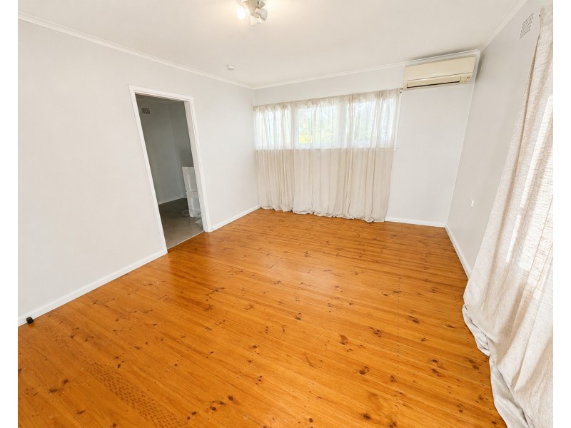 8 Armstrong St, Ashcroft NSW 2168