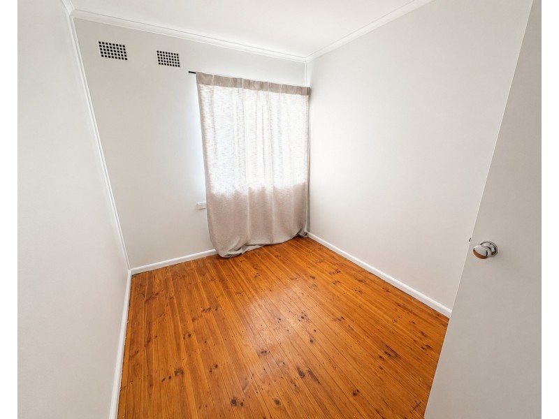 8 Armstrong St, Ashcroft NSW 2168