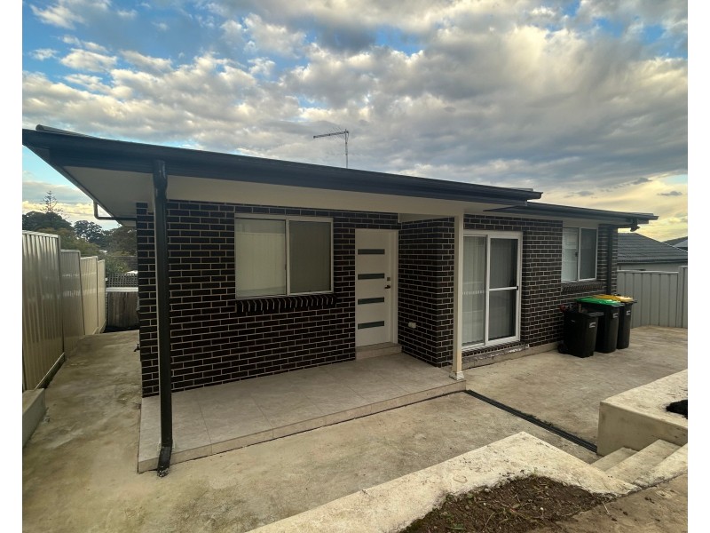 a/112 Strickland Cres, Ashcroft NSW 2168