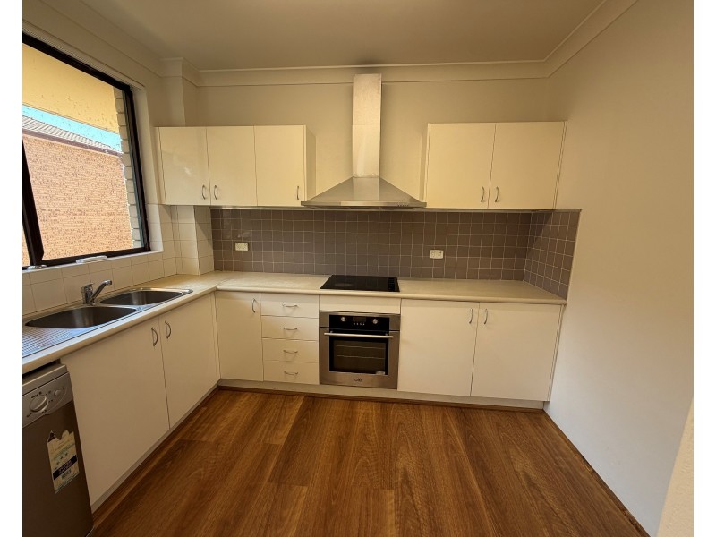 5/26 Charles St, Liverpool NSW 2170