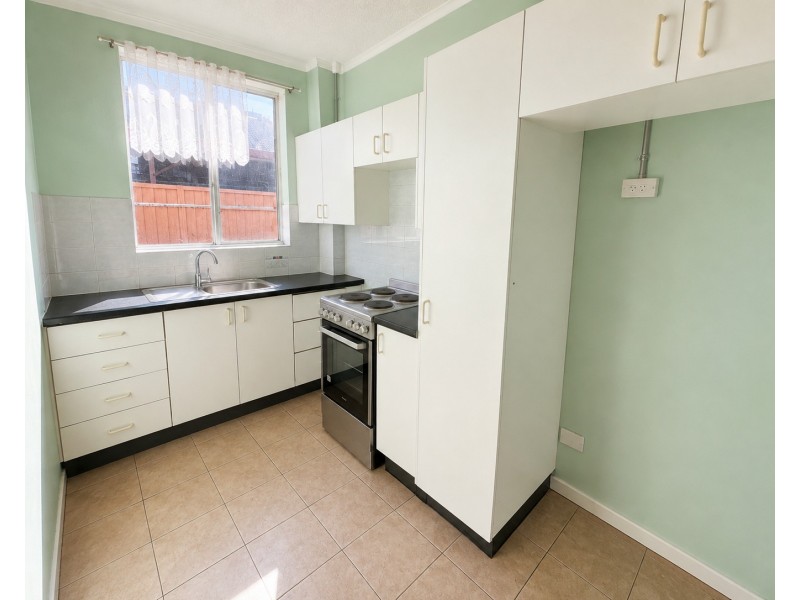 1/6 Collimore Ave, Liverpool NSW 2170