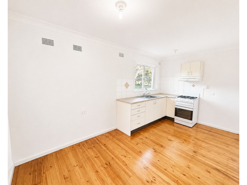 13 Dampier Pl, Whalan NSW 2770