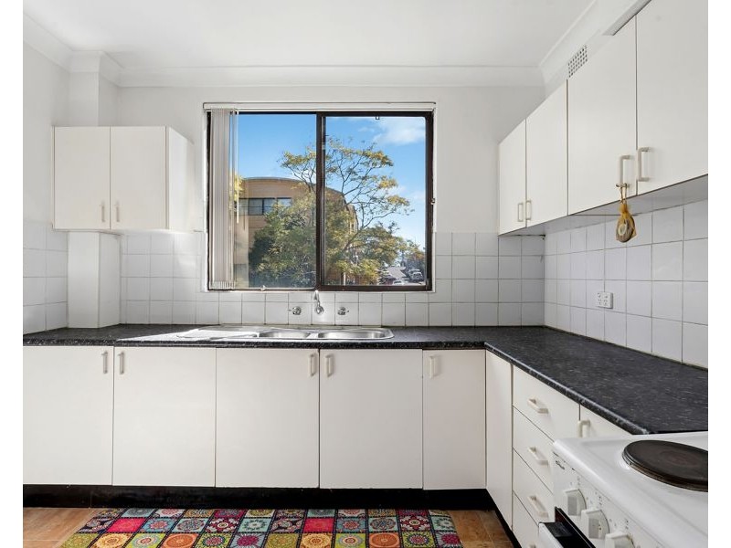 2/26 Charles Street, Liverpool NSW 2170