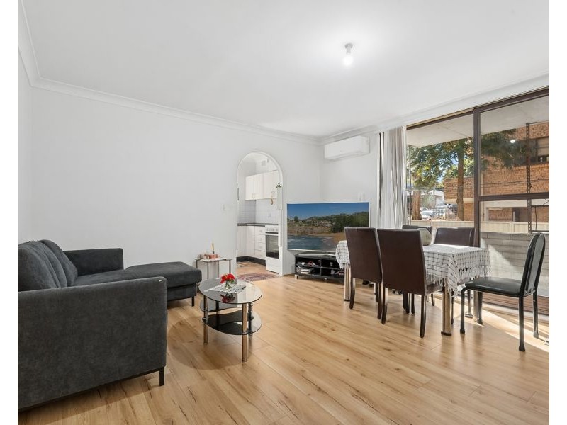2/26 Charles Street, Liverpool NSW 2170