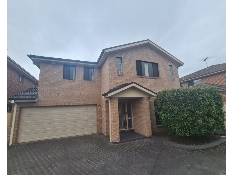 21c Grimson Cres, Liverpool NSW 2170