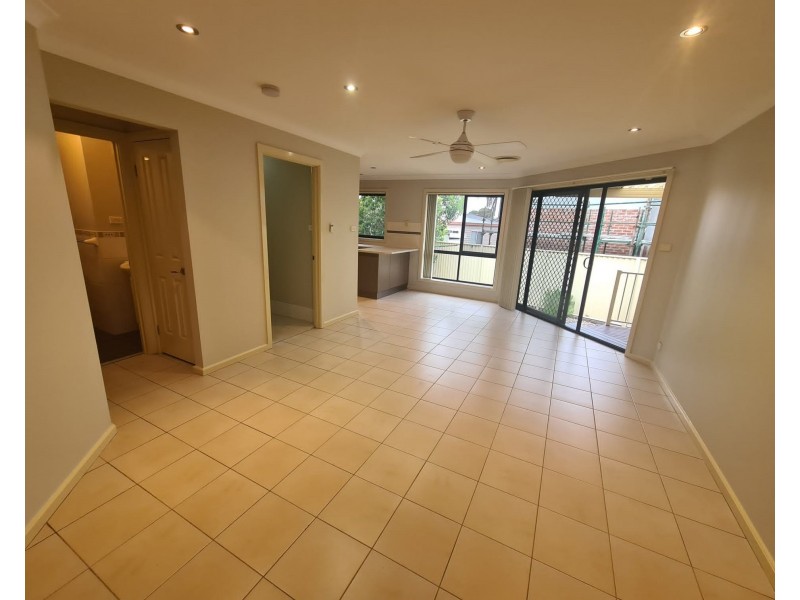 21c Grimson Cres, Liverpool NSW 2170