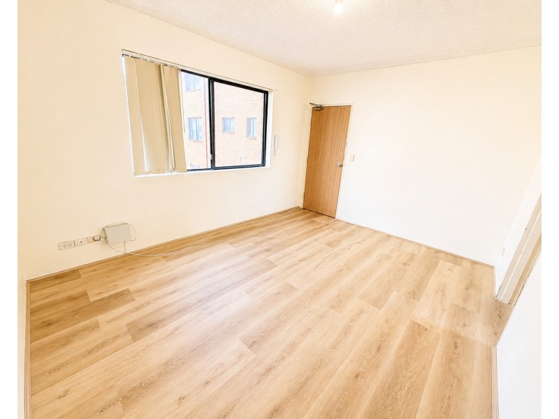 4/42 Copeland St, Liverpool NSW 2170