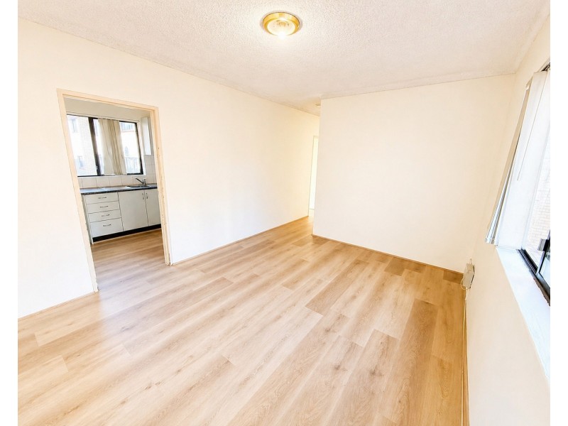 4/42 Copeland St, Liverpool NSW 2170