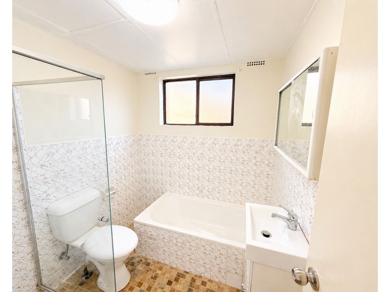 4/42 Copeland St, Liverpool NSW 2170