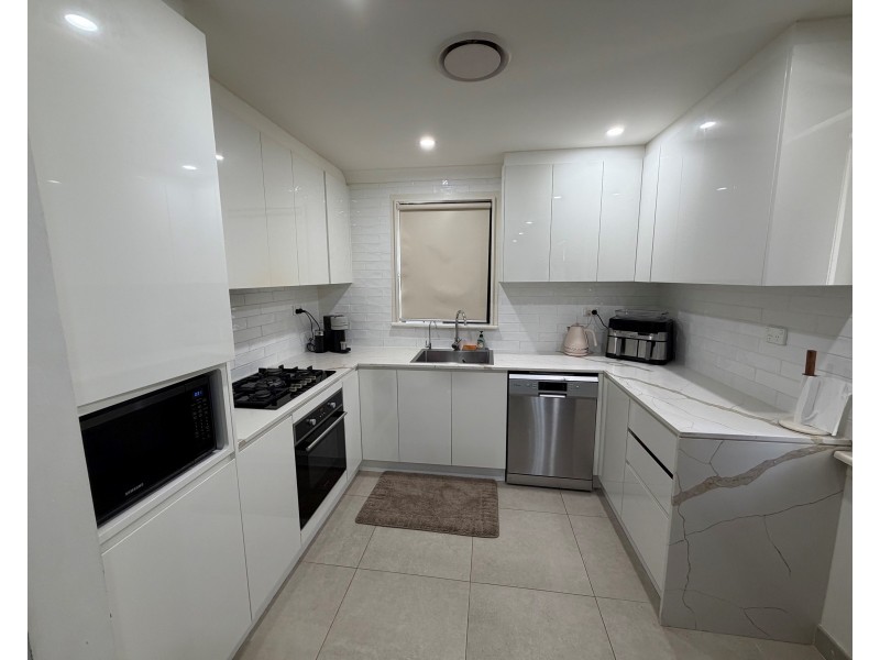 96 St Johns Rd, Heckenberg NSW 2168