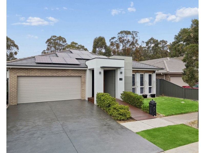 27 Maidenhair Avenue, Denham Court NSW 2565