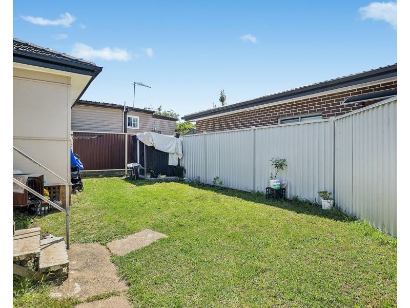 35 Strickland Crescent, Ashcroft NSW 2168