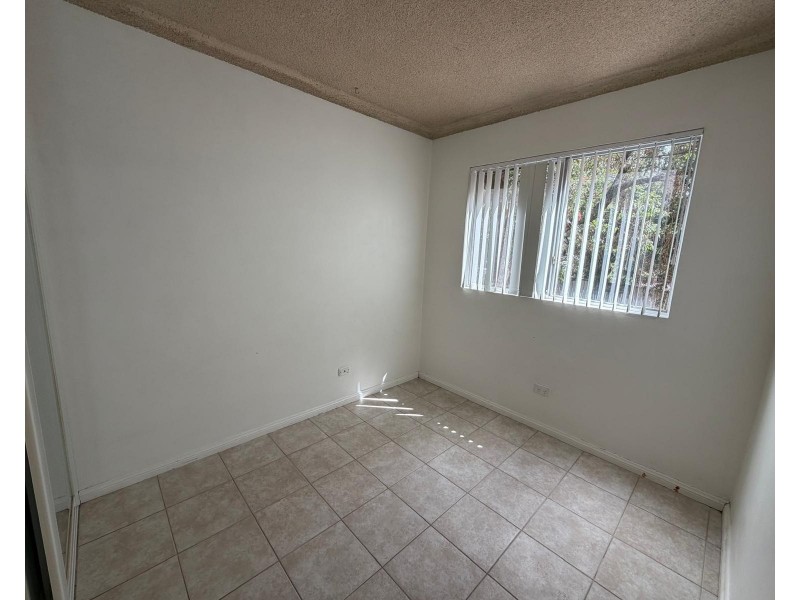2/30 Goulburn St, Liverpool NSW 2170