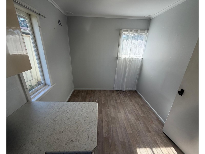 17 Wheeler Ave, Lurnea NSW 2170