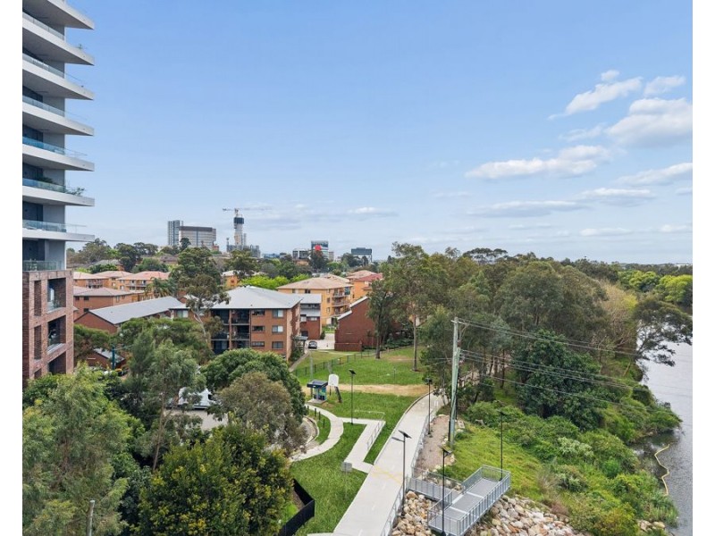 302/6a Atkinson Street, Liverpool NSW 2170