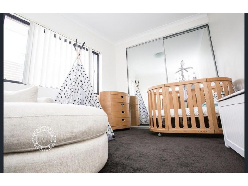 2/2 Glenmore Ridge Drive, Glenmore Park NSW 2745