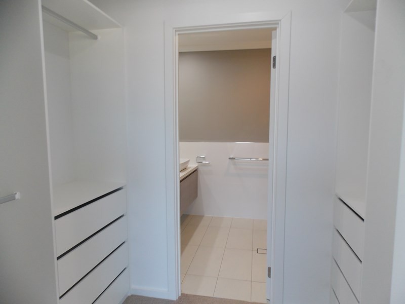 13 Aspect Crescent, Glenmore Park NSW 2745