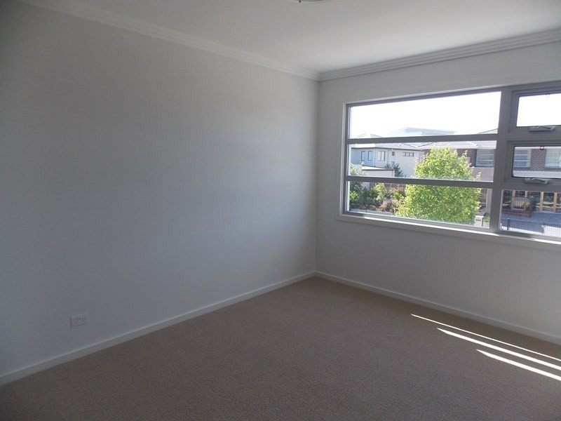 13 Aspect Crescent, Glenmore Park NSW 2745