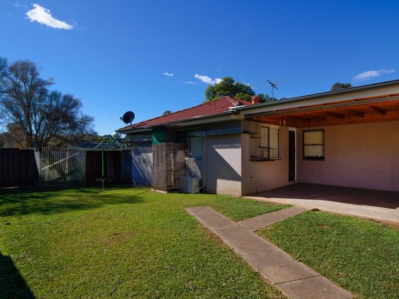 3A Bradman Street, St Clair NSW 2759