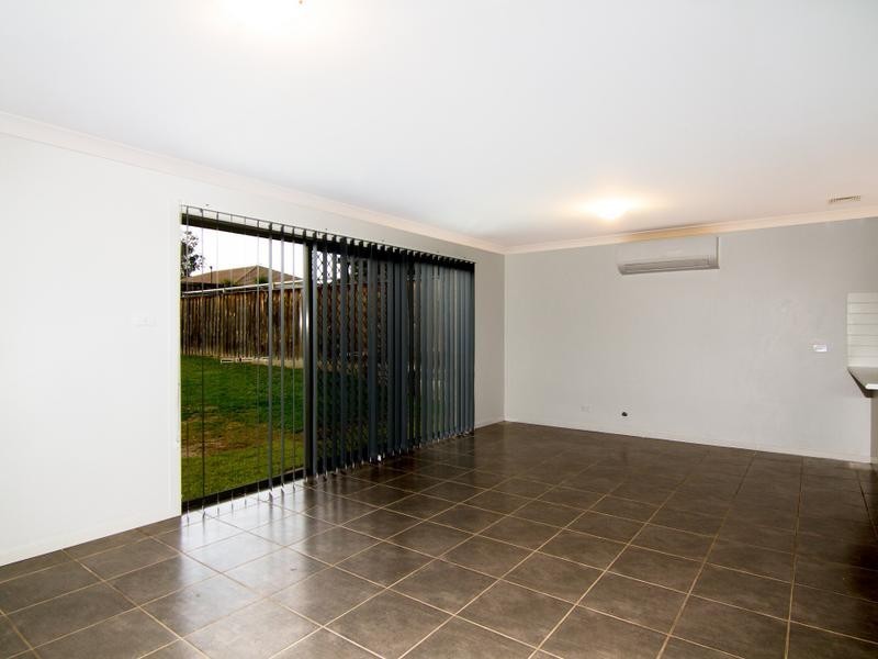 14 Coachwood Drive, Claremont Meadows NSW 2747