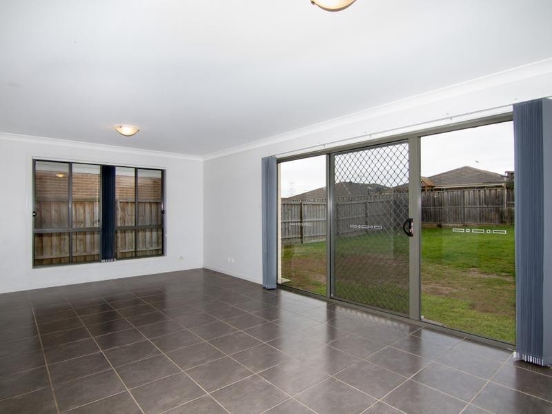 14 Coachwood Drive, Claremont Meadows NSW 2747