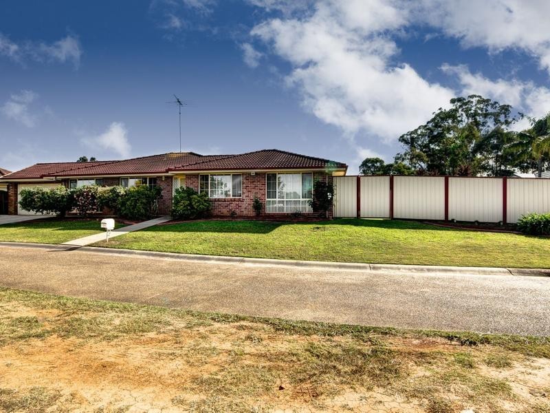24 Chopin Crescent, Claremont Meadows NSW 2747