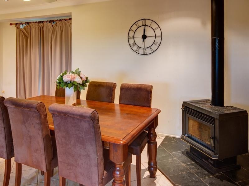 17 Yellow Gum Close, Glenmore Park NSW 2745