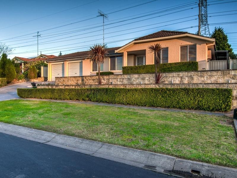 17 Yellow Gum Close, Glenmore Park NSW 2745