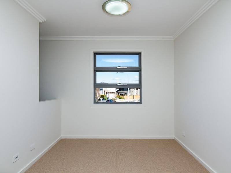 105 Bradley Street, Glenmore Park NSW 2745