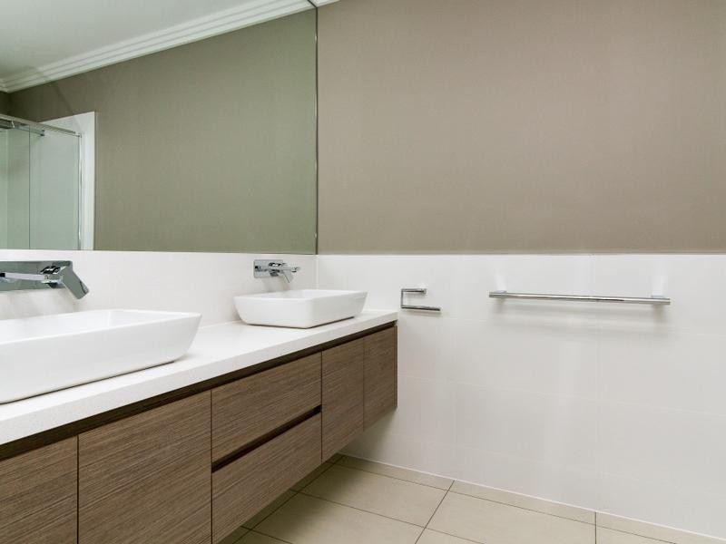 105 Bradley Street, Glenmore Park NSW 2745