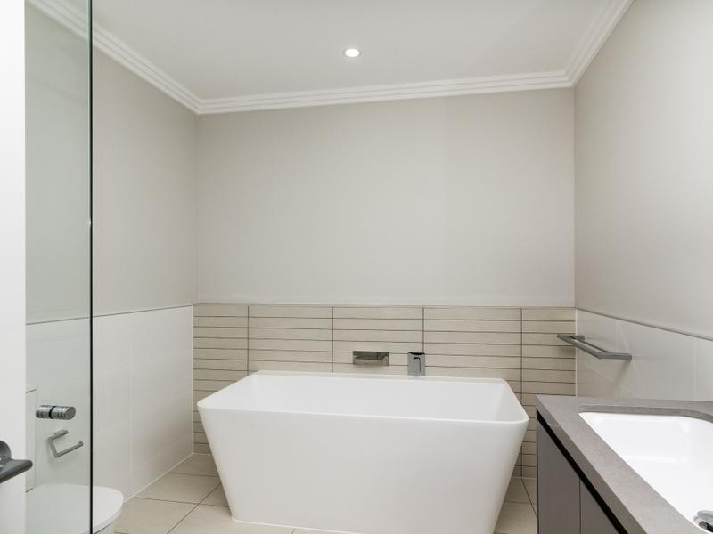 105 Bradley Street, Glenmore Park NSW 2745