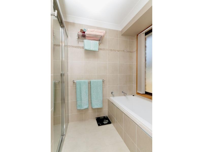 11 Bates, Blaxland NSW 2774
