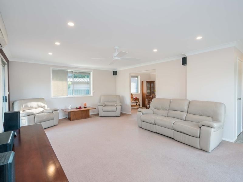 4 Single Road, South Penrith NSW 2750