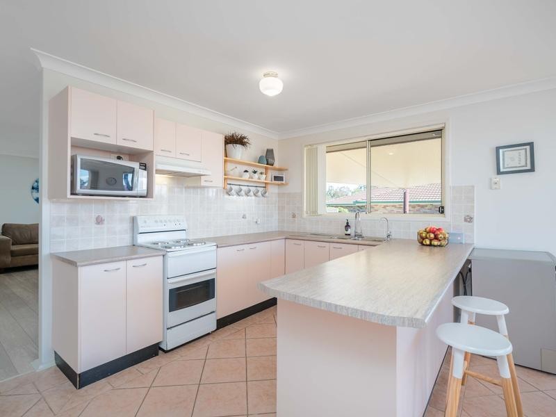 27 Bundeluk Crescent, Glenmore Park NSW 2745