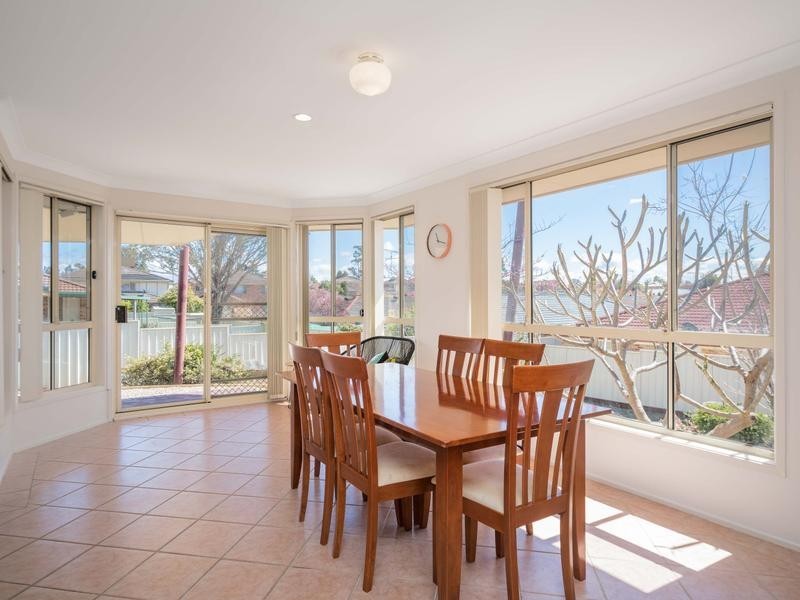 27 Bundeluk Crescent, Glenmore Park NSW 2745