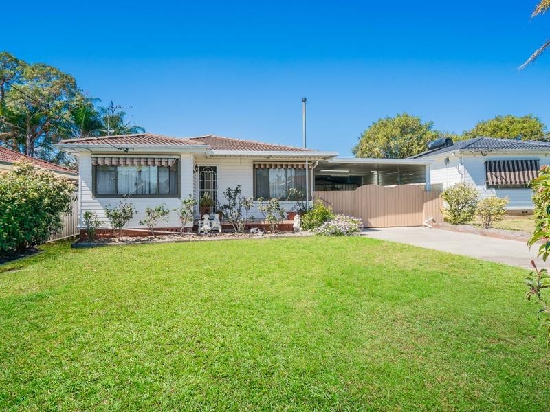 9 Huxley Place, Colyton NSW 2760