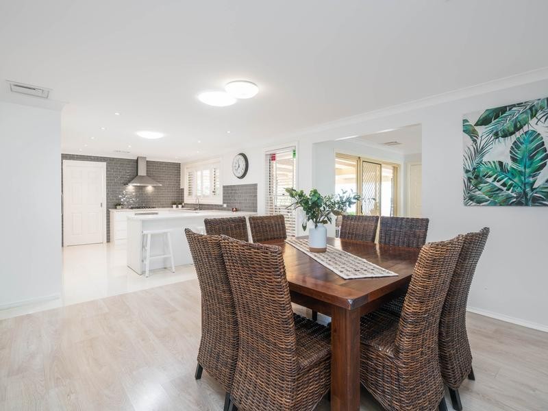 42 Bursaria Crescent, Glenmore Park NSW 2745