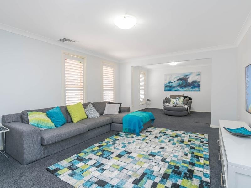 42 Bursaria Crescent, Glenmore Park NSW 2745