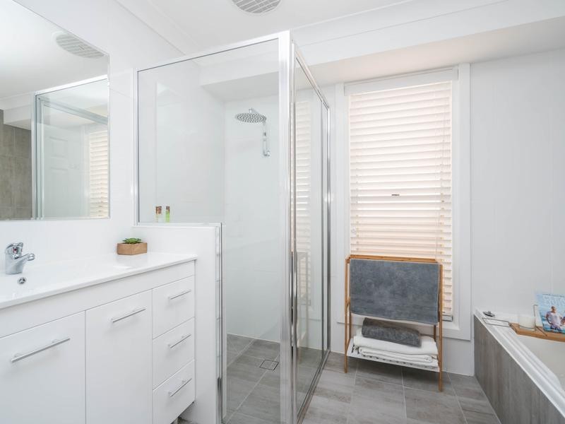 42 Bursaria Crescent, Glenmore Park NSW 2745